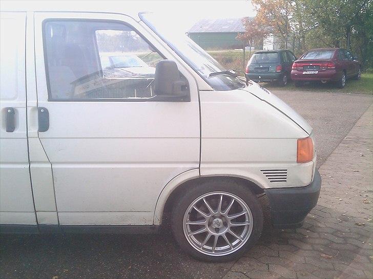 VW Transporter 2,4 D SOLGT billede 6