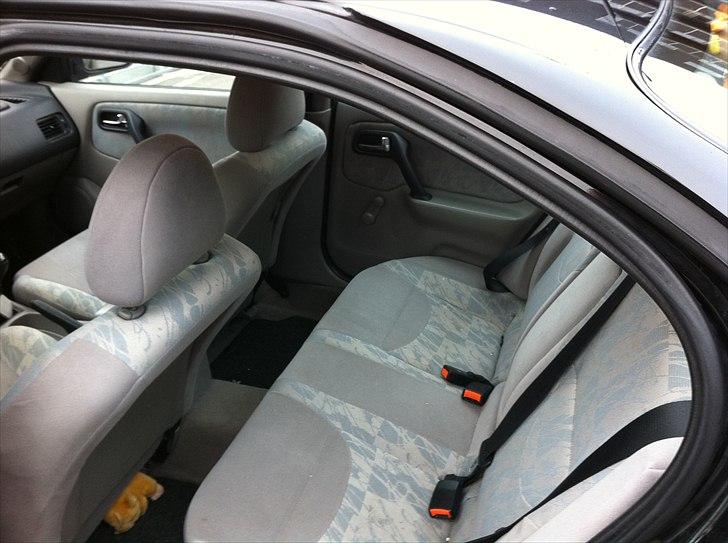 Nissan Primera  (SOLGT) billede 10