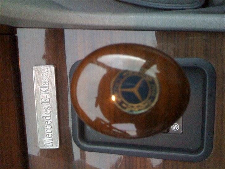 Mercedes Benz w124 230E billede 9