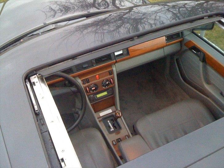 Mercedes Benz w124 230E billede 15