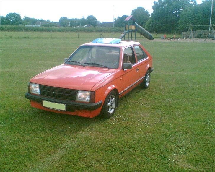 Opel              Kadett D 1,3 billede 2