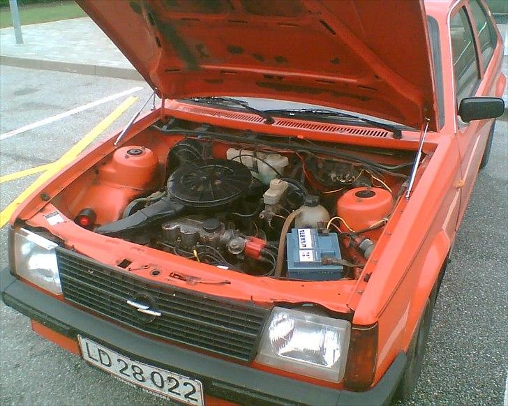 Opel              Kadett D 1,3 billede 8