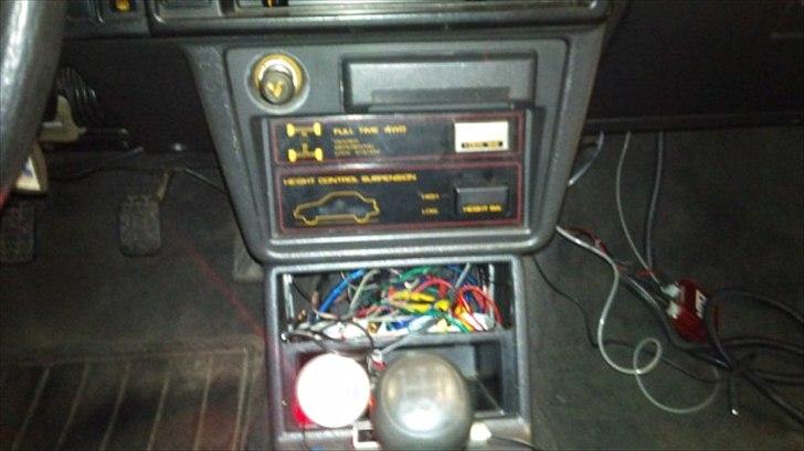 Mazda 323 4wd turbo solgt billede 7