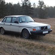 Volvo 240 DL