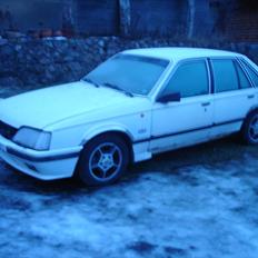 Opel Senator A 3.0 CD aut.