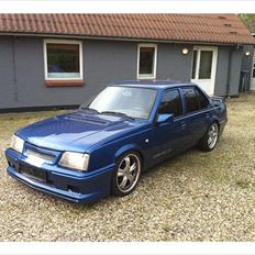 Opel ascona GT