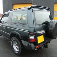 Mitsubishi pajero 2,5 SOLGT