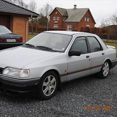 Ford sierra 2,0 cl  byttet.