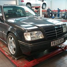 Mercedes Benz W124 230E aut. # SOLGT#