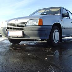 Opel kadett 1,3s