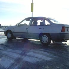 Opel kadett 1,3s