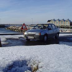 Opel kadett 1,3s
