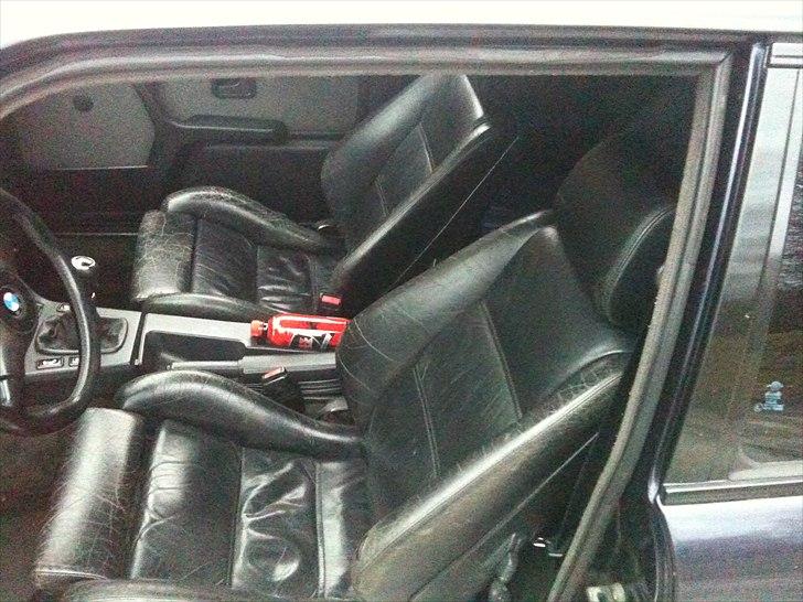 BMW E30 325 *solgt* billede 10