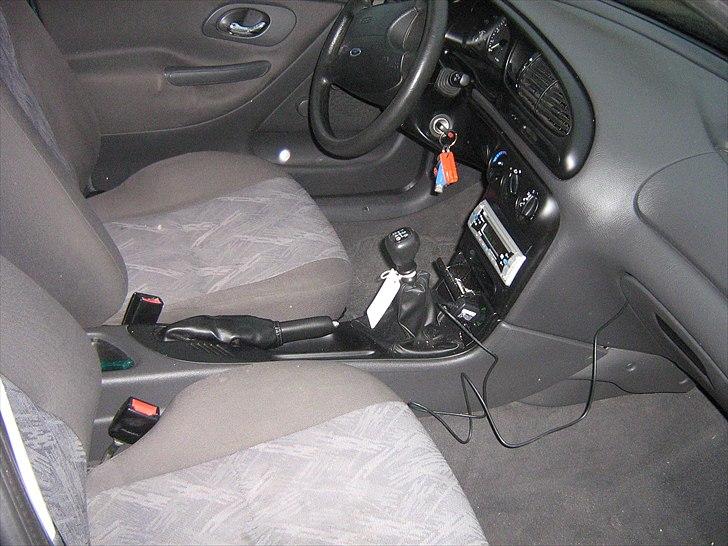 Ford mondeo 1,8 (byttet) billede 12
