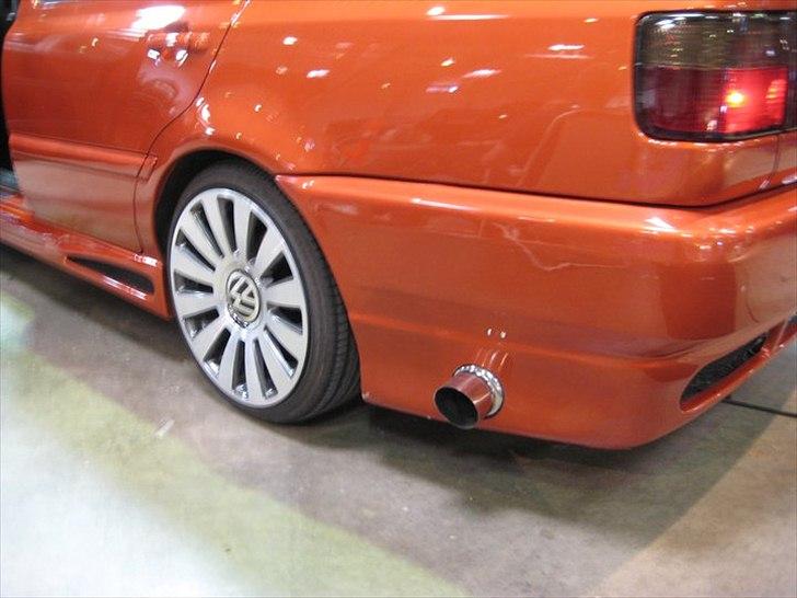 VW Vento (SOLGT) billede 4