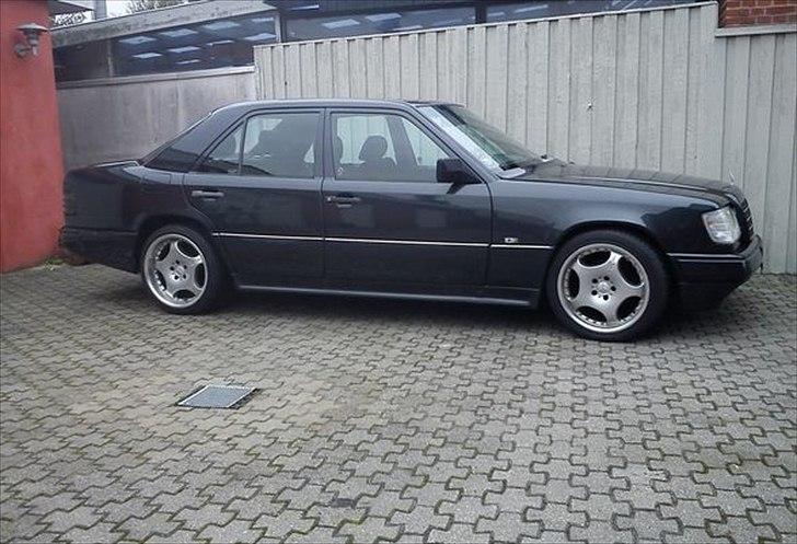 Mercedes Benz W124 230E aut. # SOLGT# billede 5