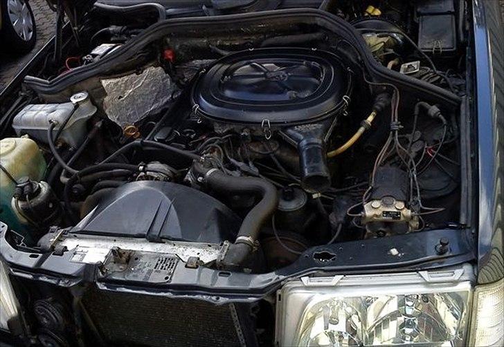 Mercedes Benz W124 230E aut. # SOLGT# billede 7