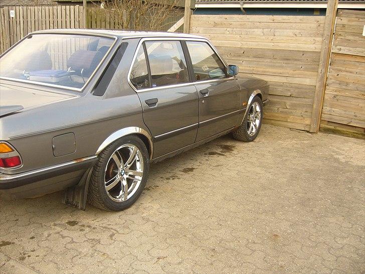 BMW E28 billede 18