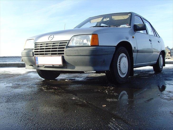 Opel kadett 1,3s billede 1