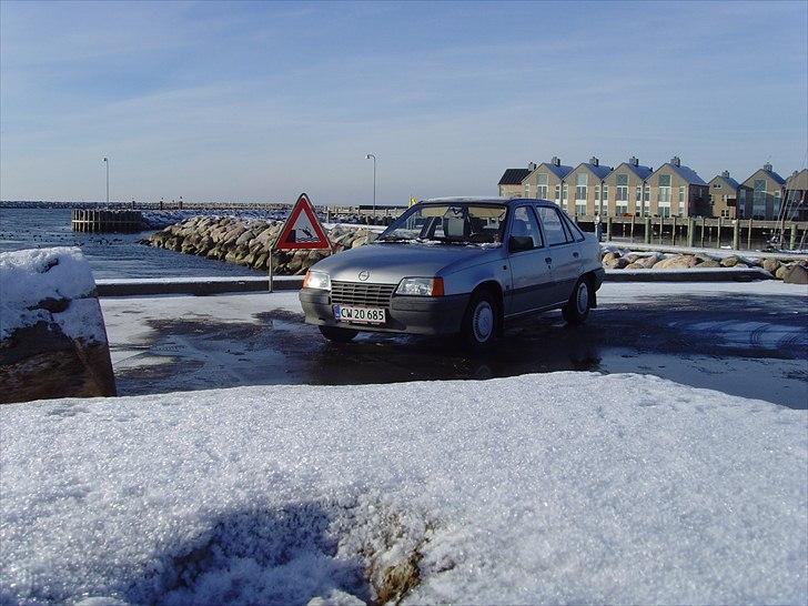 Opel kadett 1,3s billede 3