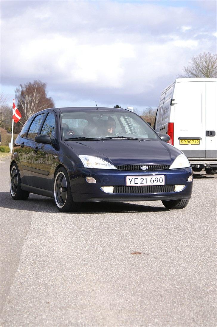 Ford Focus 2,0 16v [Tidl. bil] billede 1