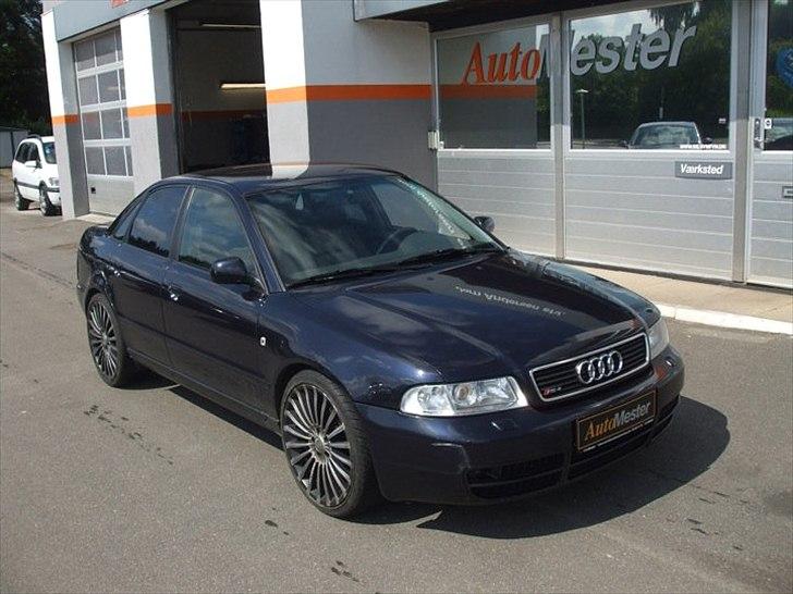 Audi A4 1.8t limosine billede 1