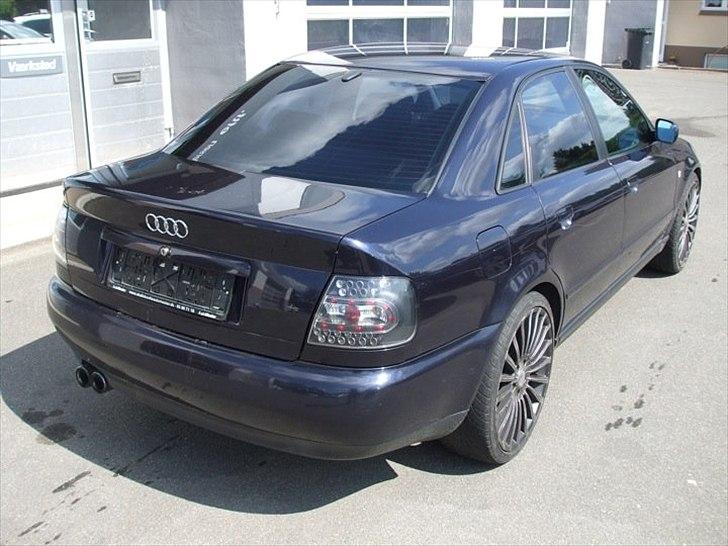 Audi A4 1.8t limosine billede 2