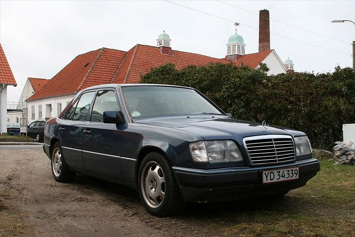 Mercedes Benz W124 320E Aut. billede 3
