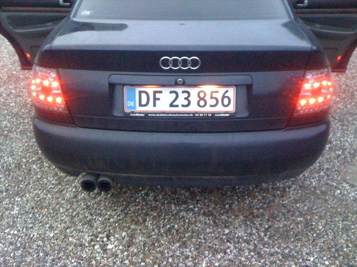 Audi A4 1.8t limosine billede 8