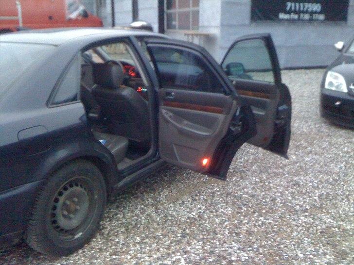 Audi A4 1.8t limosine billede 9