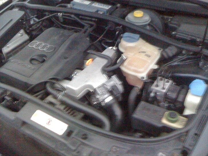 Audi A4 1.8t limosine billede 14