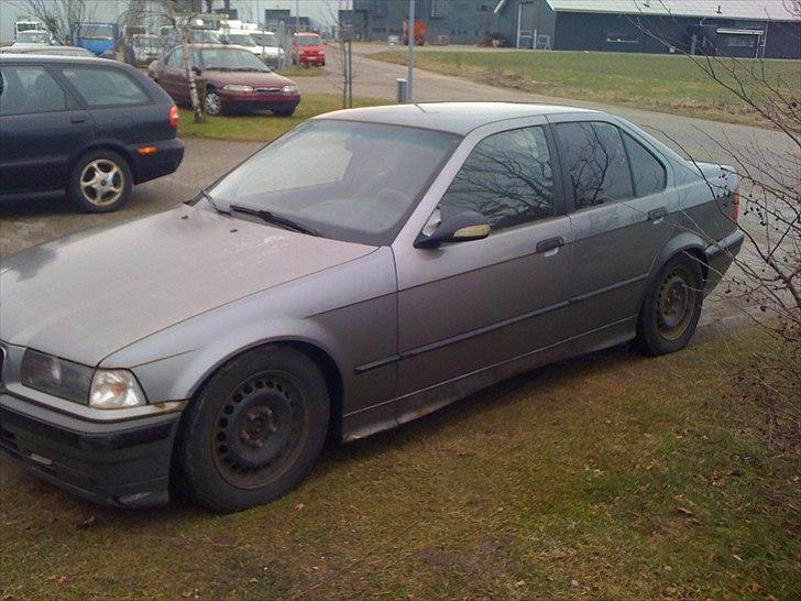 BMW E36 316i (projekt) billede 5