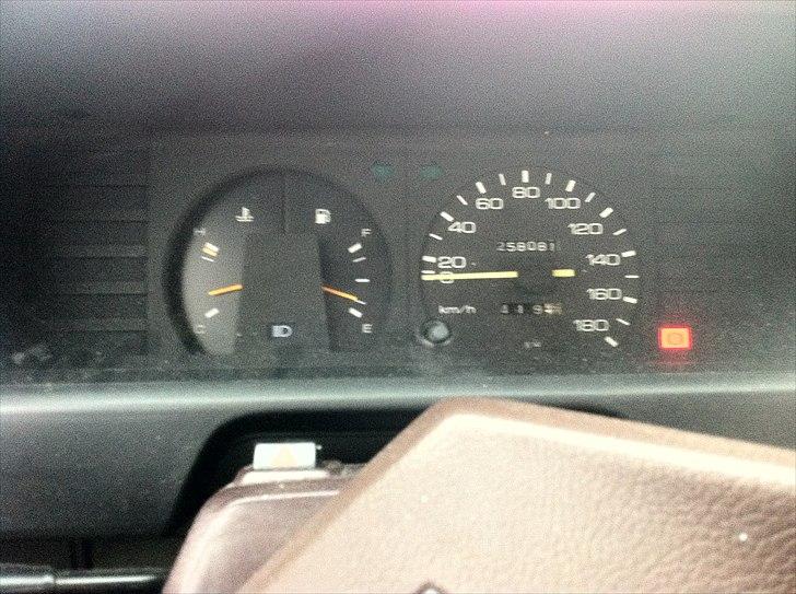 Toyota corolla BYTTET billede 8