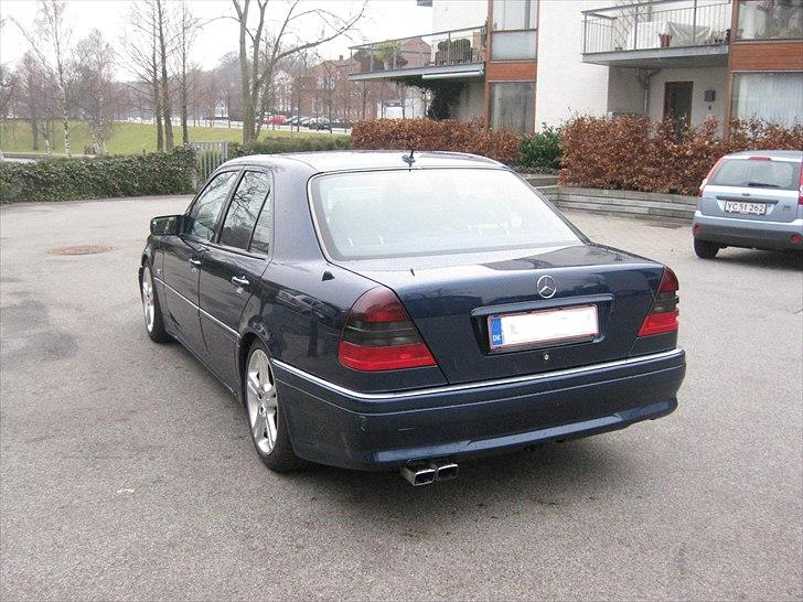 Mercedes Benz C180 Sport billede 2