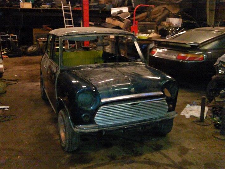 Austin-Morris mascot 850 mk3 - ja sådan ser den så ud den bette mascot. billede 1