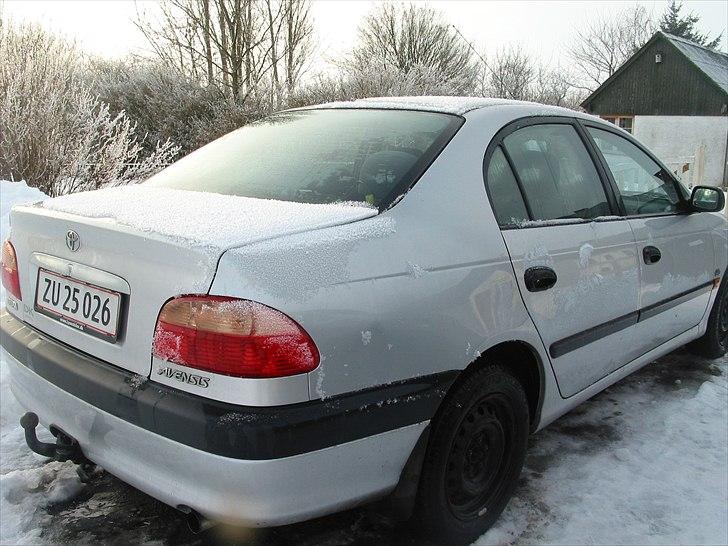 Toyota Avensis billede 8