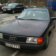 Audi 100 2,3E Limo 