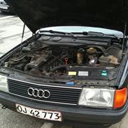 Audi 100 2,3E Limo 