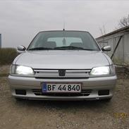 Peugeot 306