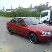 Nissan almera 1,6 GX  Solgt!