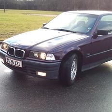 BMW 316i compact