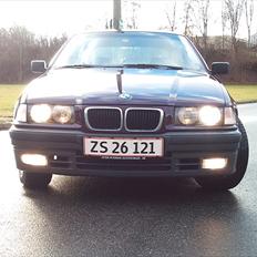 BMW 316i compact