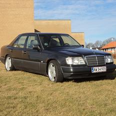 Mercedes Benz w124