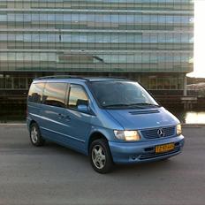 Mercedes Benz v230 tren