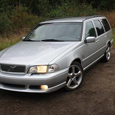 Volvo V70R