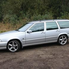 Volvo V70R