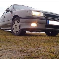 Opel Vectra a 2000 2,0 16v