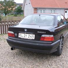 BMW e36 320i coupe SOLGT