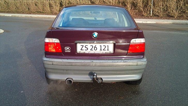 BMW 316i compact billede 4