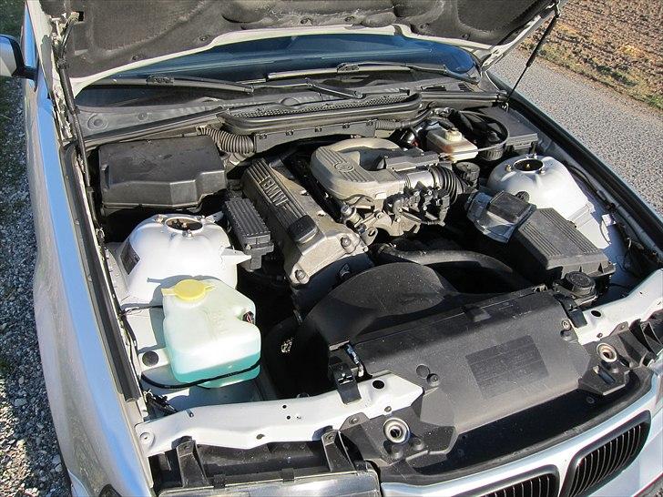 BMW 316i Compact billede 14